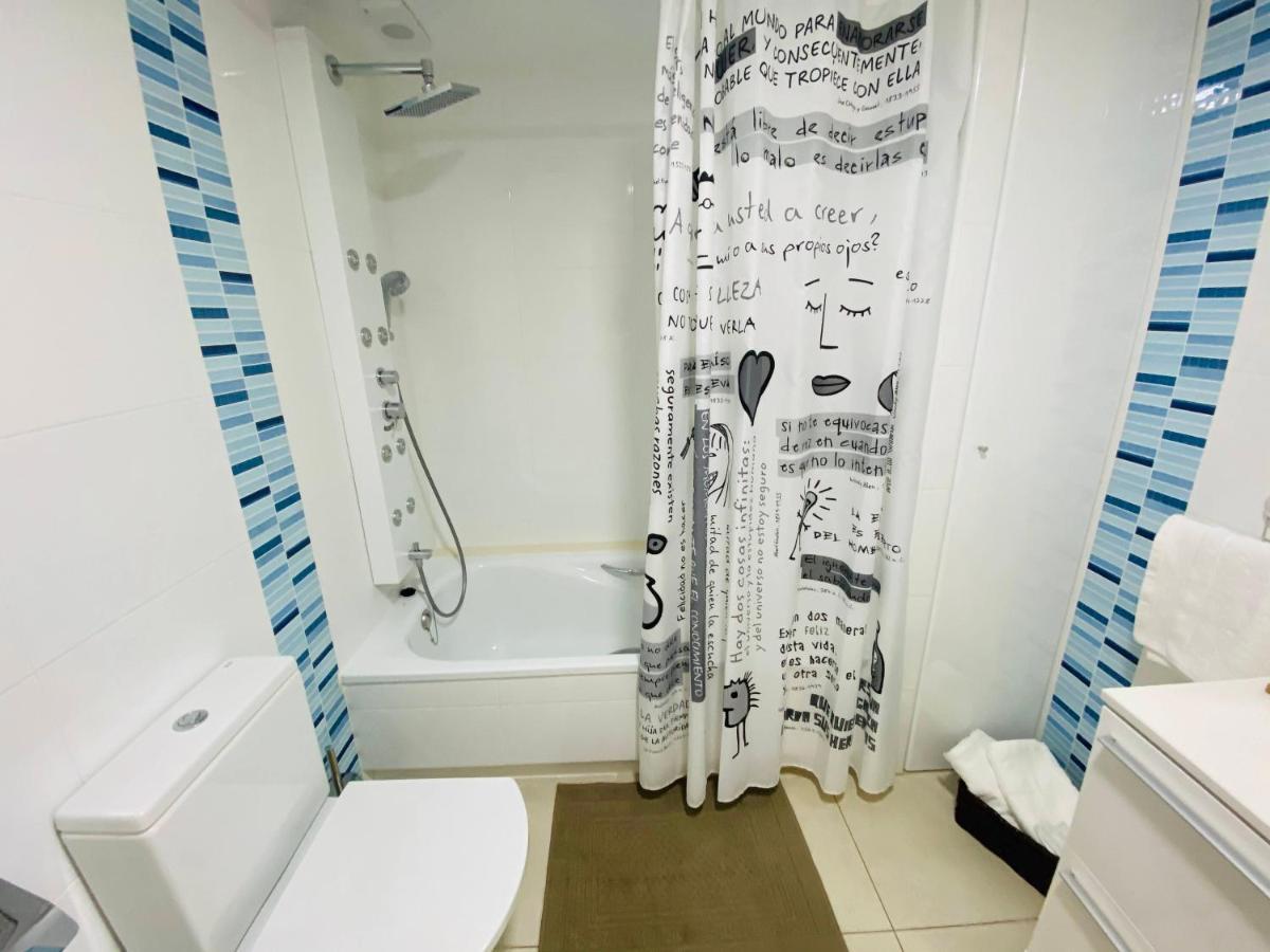 M & B Beach Apartment Valencia Buitenkant foto