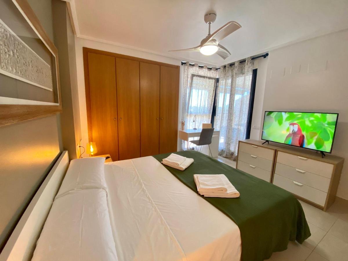 M & B Beach Apartment Valencia Buitenkant foto