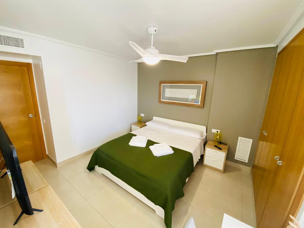 M & B Beach Apartment Valencia Buitenkant foto